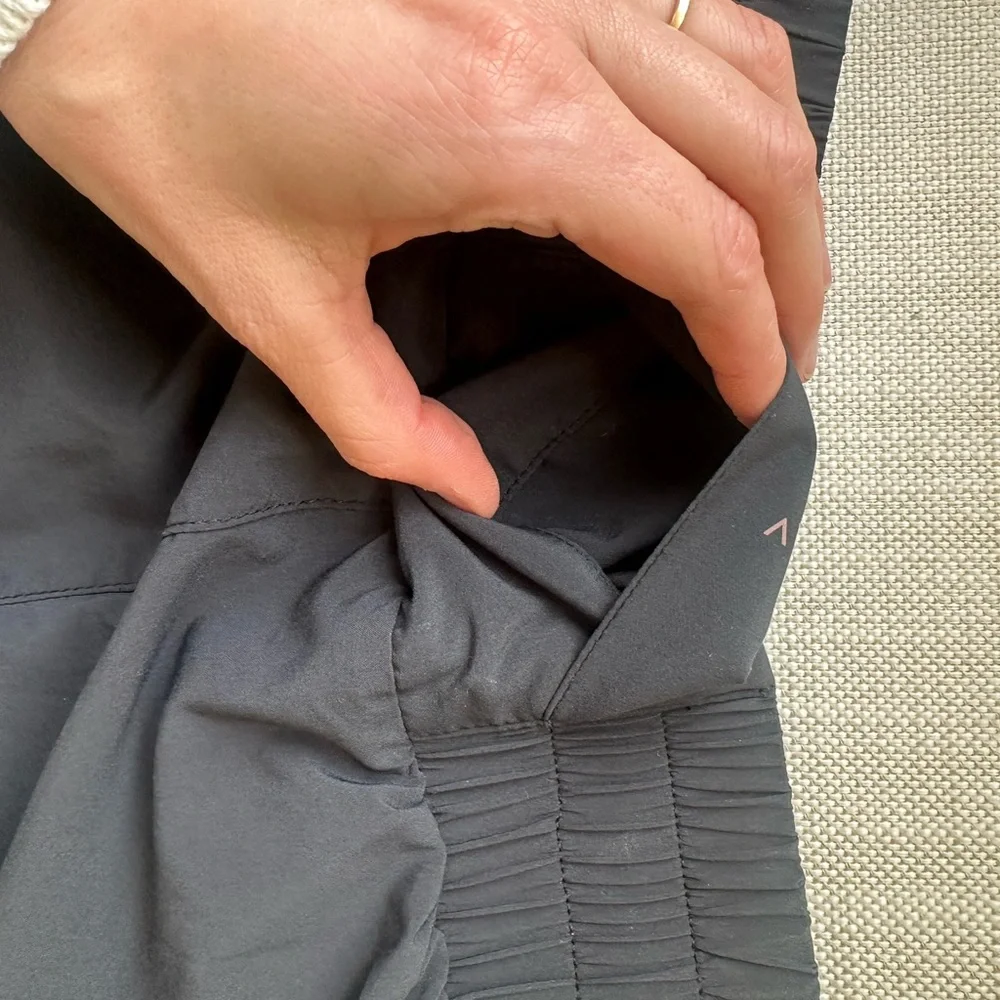 Varley Black Athletic Shorts - Picture 6 of 6